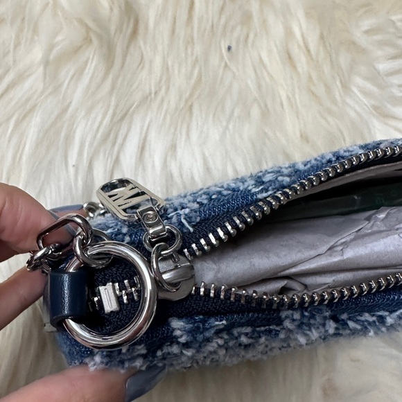 Michael Kors Michael Empire Medium Chain Pouchette - Picture 6 of 9